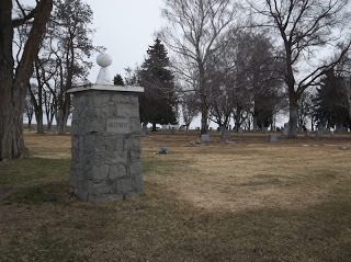 Entrance pillar of Hillcrest cemetery