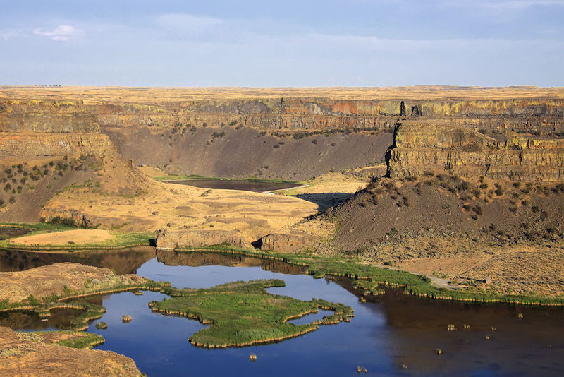 Dry Falls at Sun Lakes-Dry Falls State Park