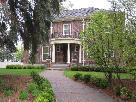 The front of the University House