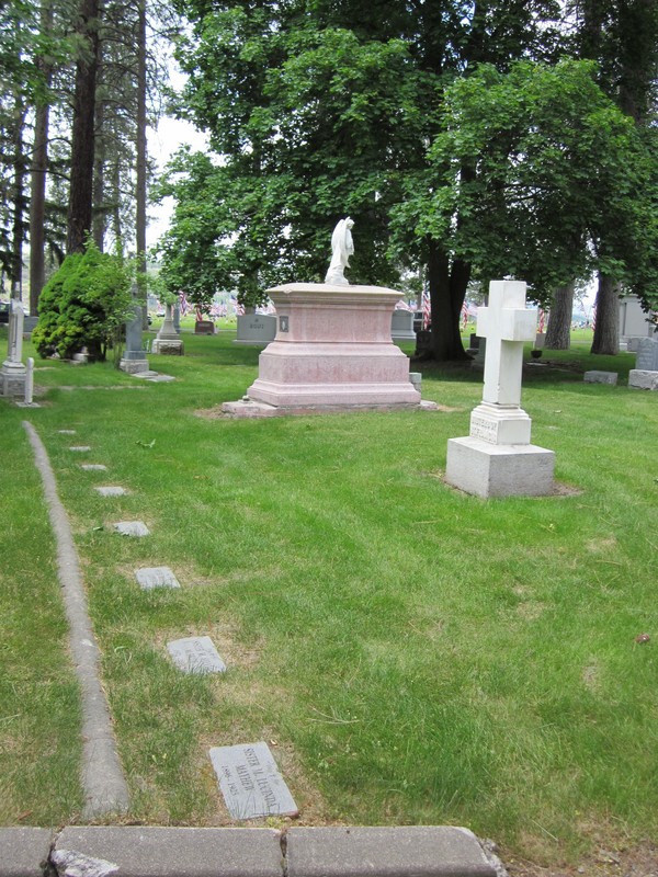 Grave Markers for Sisters
