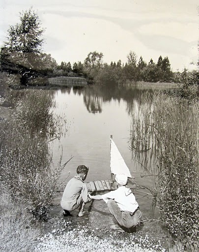 Manito Park Pond Spokane 1920s