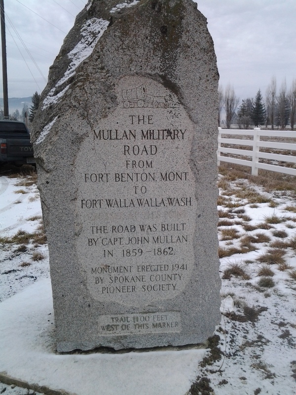 Mullan Road Marker at 195 and Excelsior.jpg