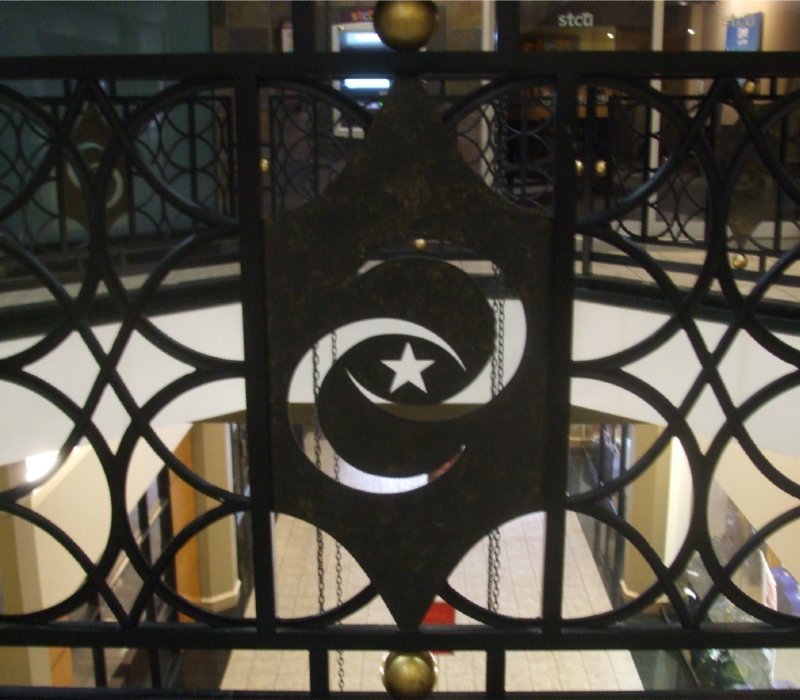 Decrative railing with the Crescent emblem