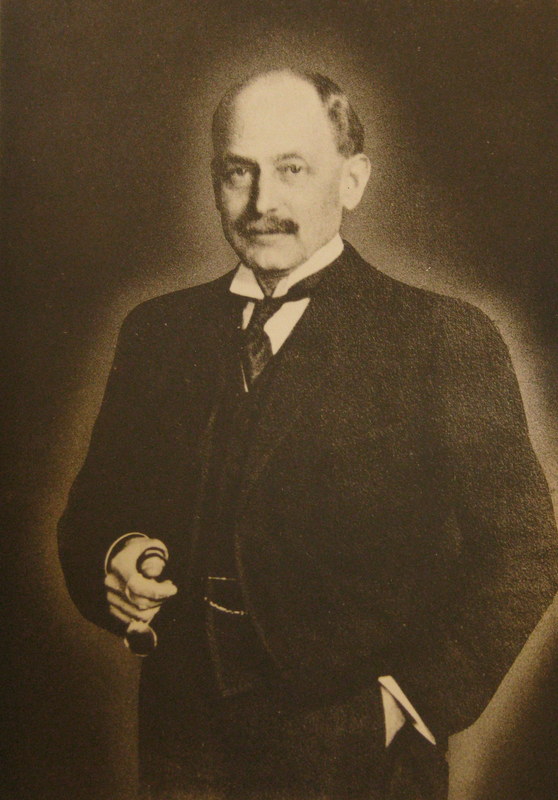 W. H. Cowles