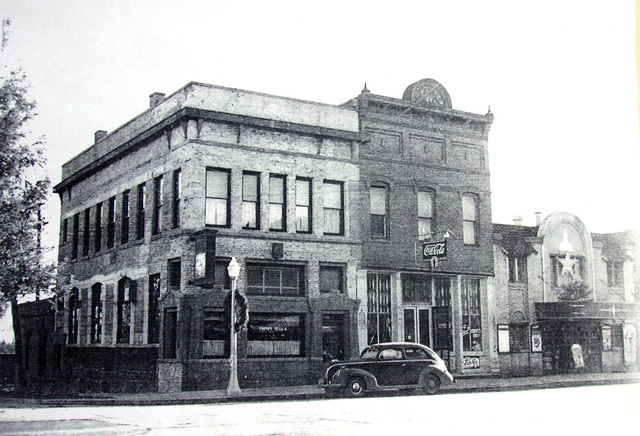 Pix Theater in 1942