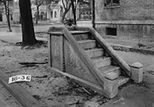 Elaborate mounting block on Government Street in Mobile, Alabama.