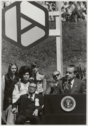 When Nixon Came to the Fair